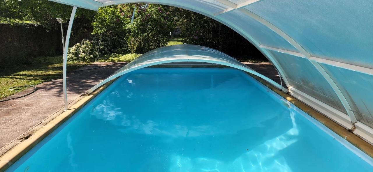 Le Petit Lavoir - Joli Studio A Mayet Buitenkant foto